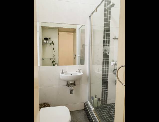 2 BEDROOM FLAT RENTED IN MUSGRAVE